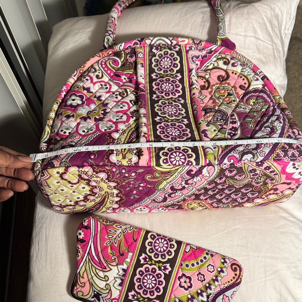 Vera Bradley Pink and Purple Paisley Shoulder Bag with the kiss lock purse - Picture 5 of 5